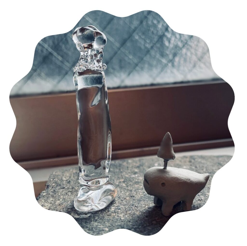 ガラスのローソク岩の画像